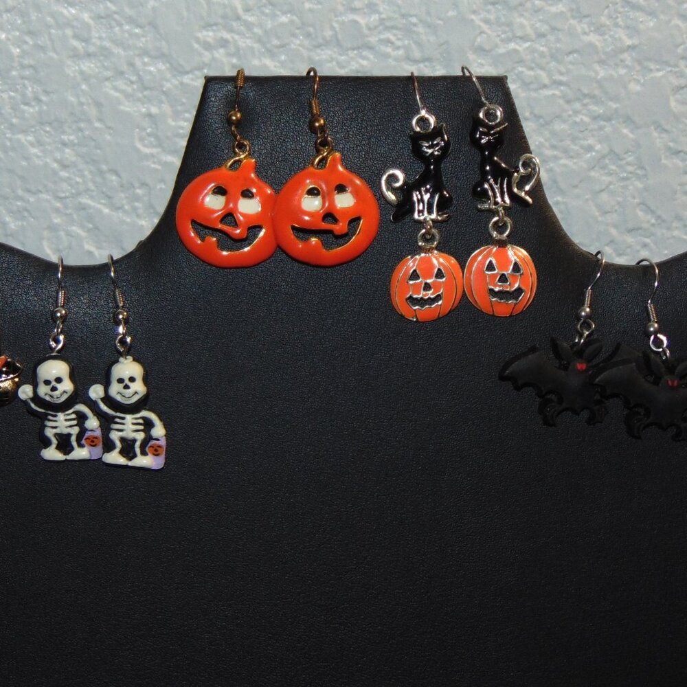 Super Cute Halloween Assorted Earrings Lot